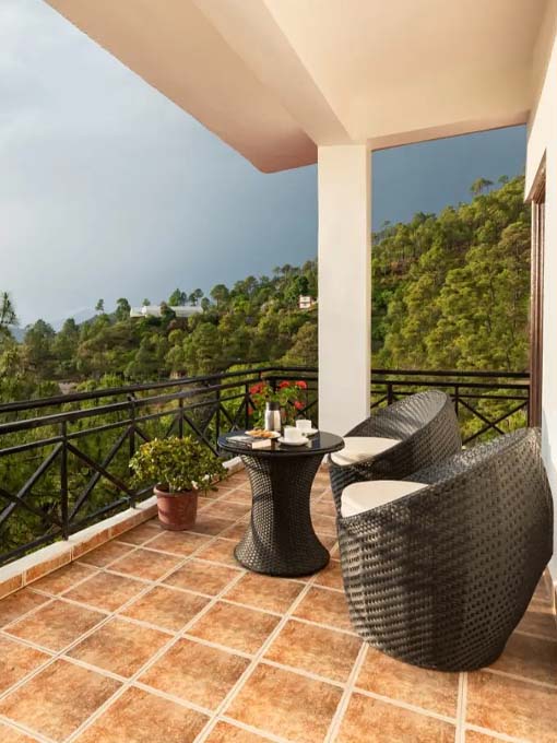 Maple Resort Chail, image 4